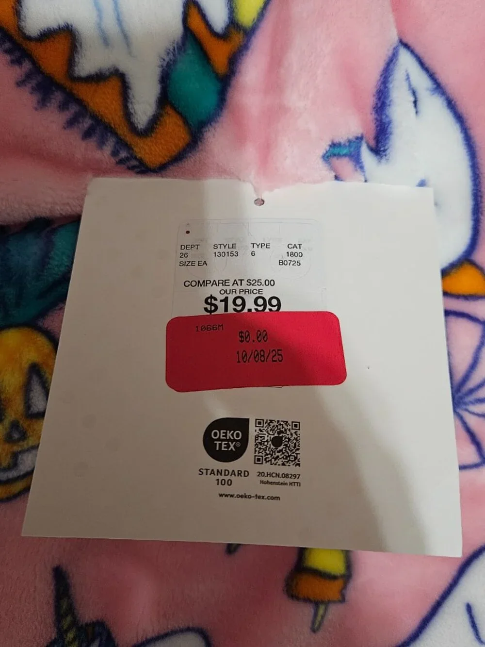 Isaac Mizrahi New York Oversized Plush Throw Blanket 60x70 - Pink Halloween